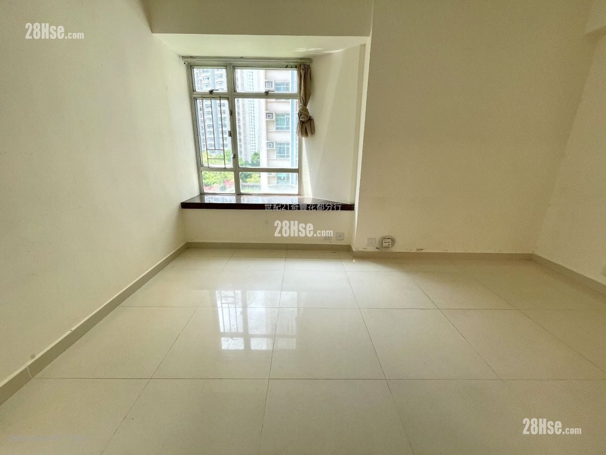 Flora Plaza Sell 2 Bedrooms , 1 Bathroom 392 ft²