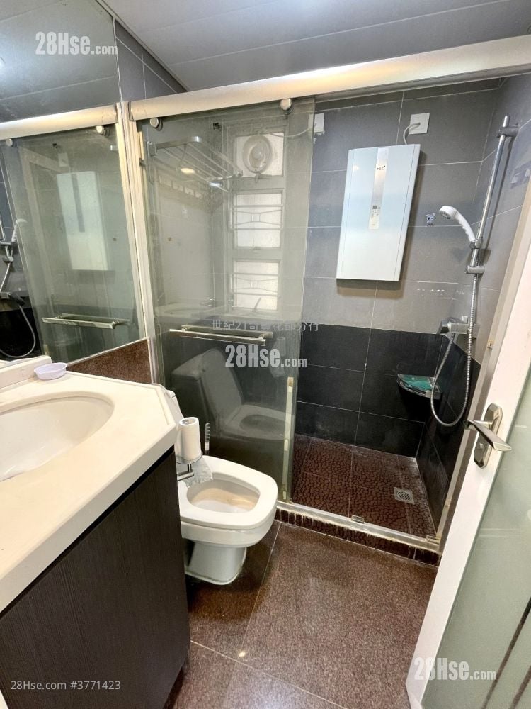Flora Plaza Sell 2 Bedrooms , 1 Bathroom 392 ft²