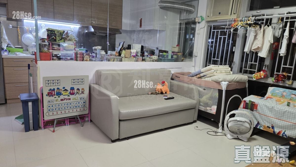 Mei Foo Sun Chuen Sell 2 Bedrooms , 1 Bathroom 638 ft²