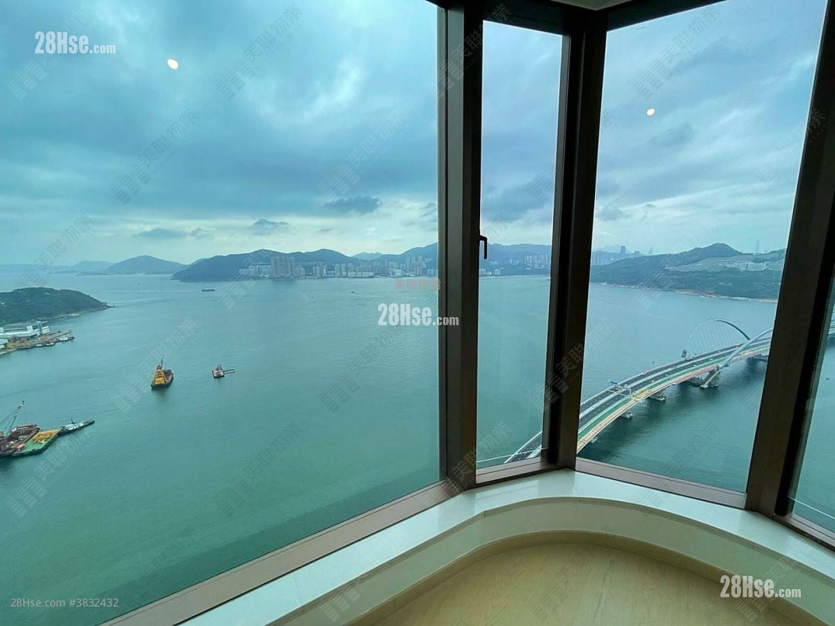 Lp10 Sell 4 Bedrooms , 3 Bathrooms 1,203 ft²
