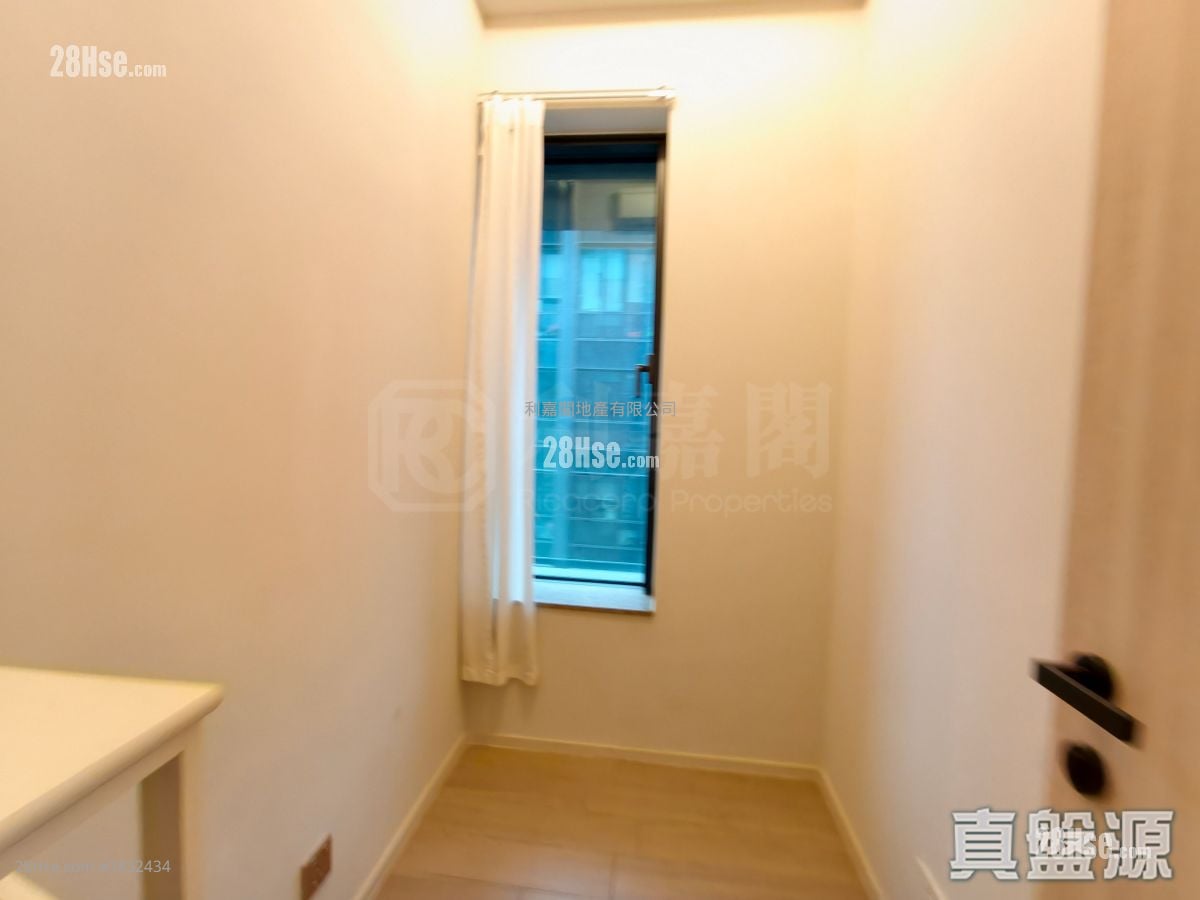 One Innovale Rental 3 Bedrooms , 1 Bathroom 438 ft²