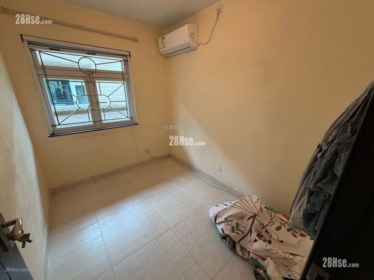 Village Sell 3 Bedrooms , 1 Bathroom