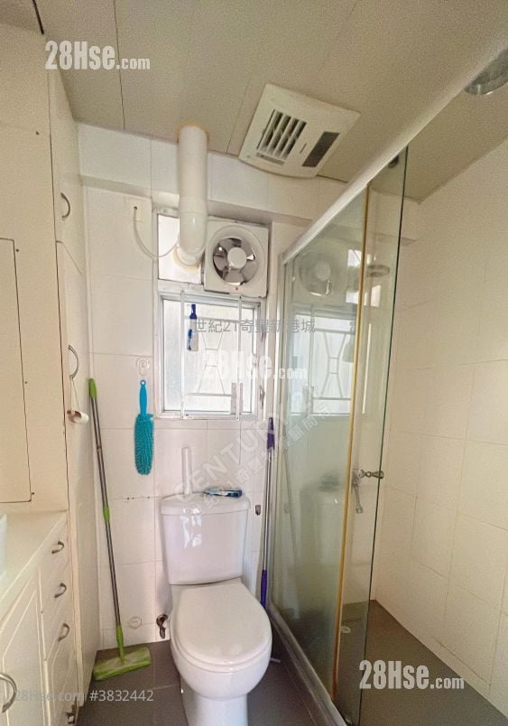 Ma On Shan Centre Rental 2 Bedrooms , 1 Bathroom 375 ft²