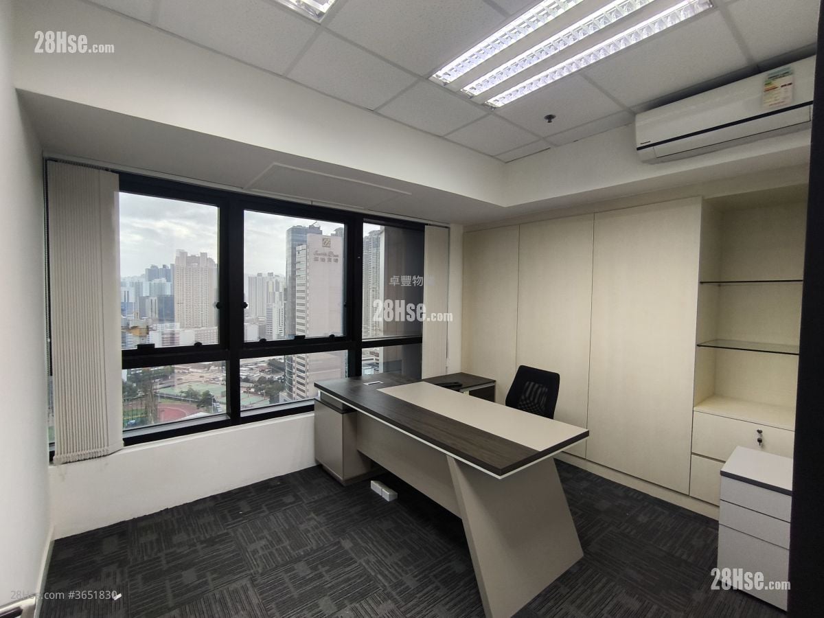 Peninsula Tower Rental 5+ Bedrooms 2,000 ft²