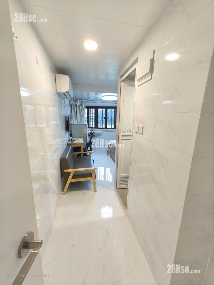 Cheung King Mansion Rental Studio , 1 Bathroom 170 ft²