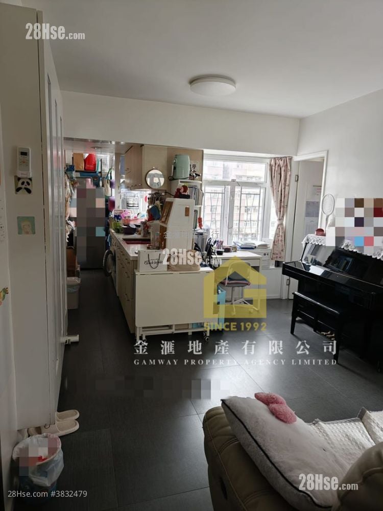 海鴻大廈 售盤 2 房 , 1 浴室 368 平方呎