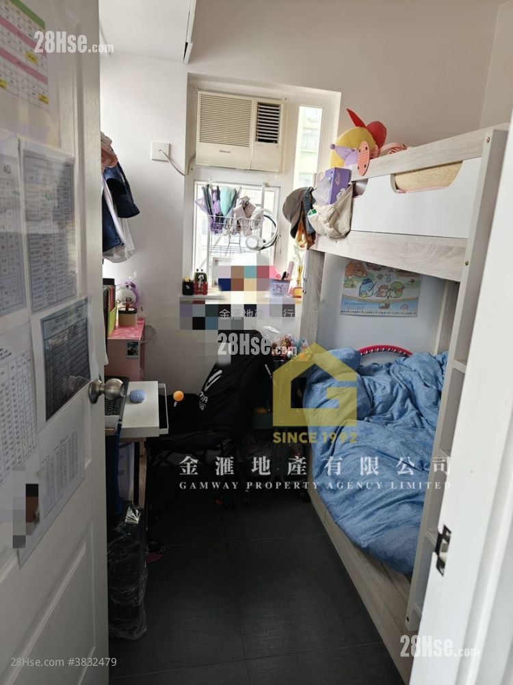 海鴻大廈 售盤 2 房 , 1 浴室 368 平方呎