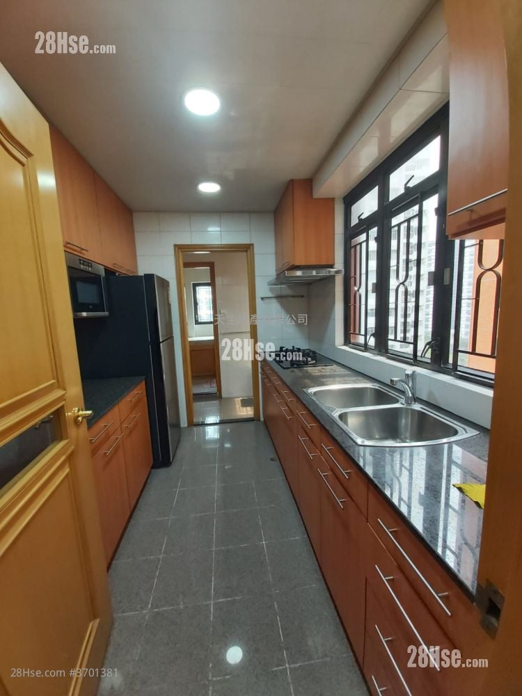 Dragon Peak Rental 4 Bedrooms , 2 Bathrooms 1,523 ft²