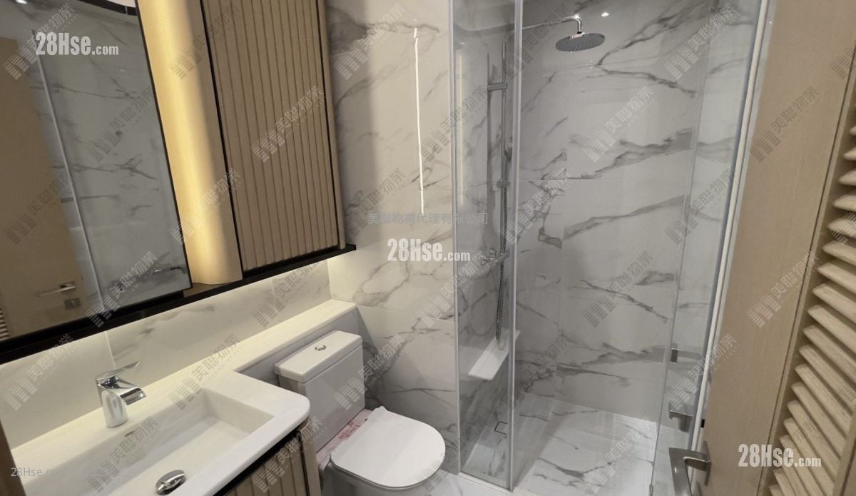 bathroom: Nexus Grand Sell 1 Bedroom , 1 Bathroom 274 ft²