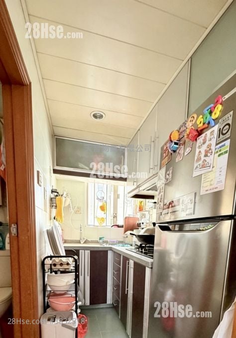 Wealthy Court Sell 2 Bedrooms , 1 Bathroom 344 ft²