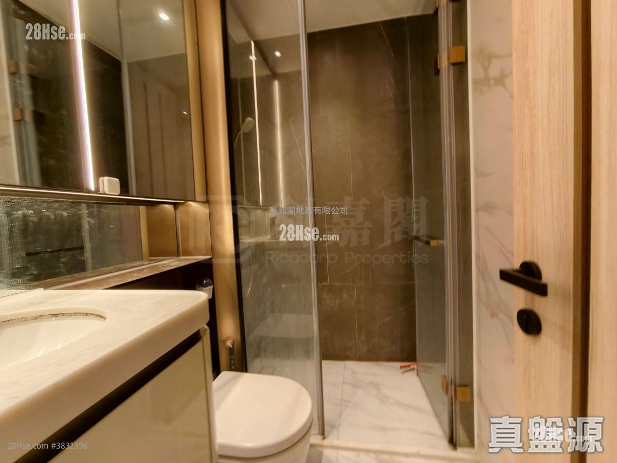 Eden Manor Rental 2 Bedrooms , 1 Bathroom 486 ft²