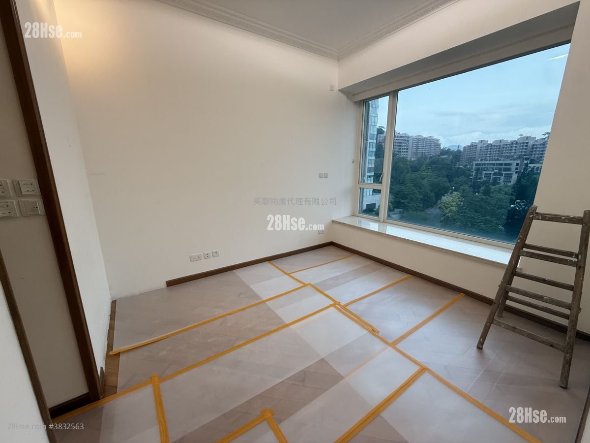 Peak One Rental 3 Bedrooms , 2 Bathrooms 1,027 ft²