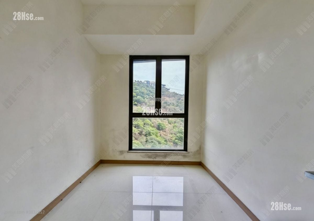Dragons Range Rental 2 Bedrooms , 1 Bathroom 655 ft²