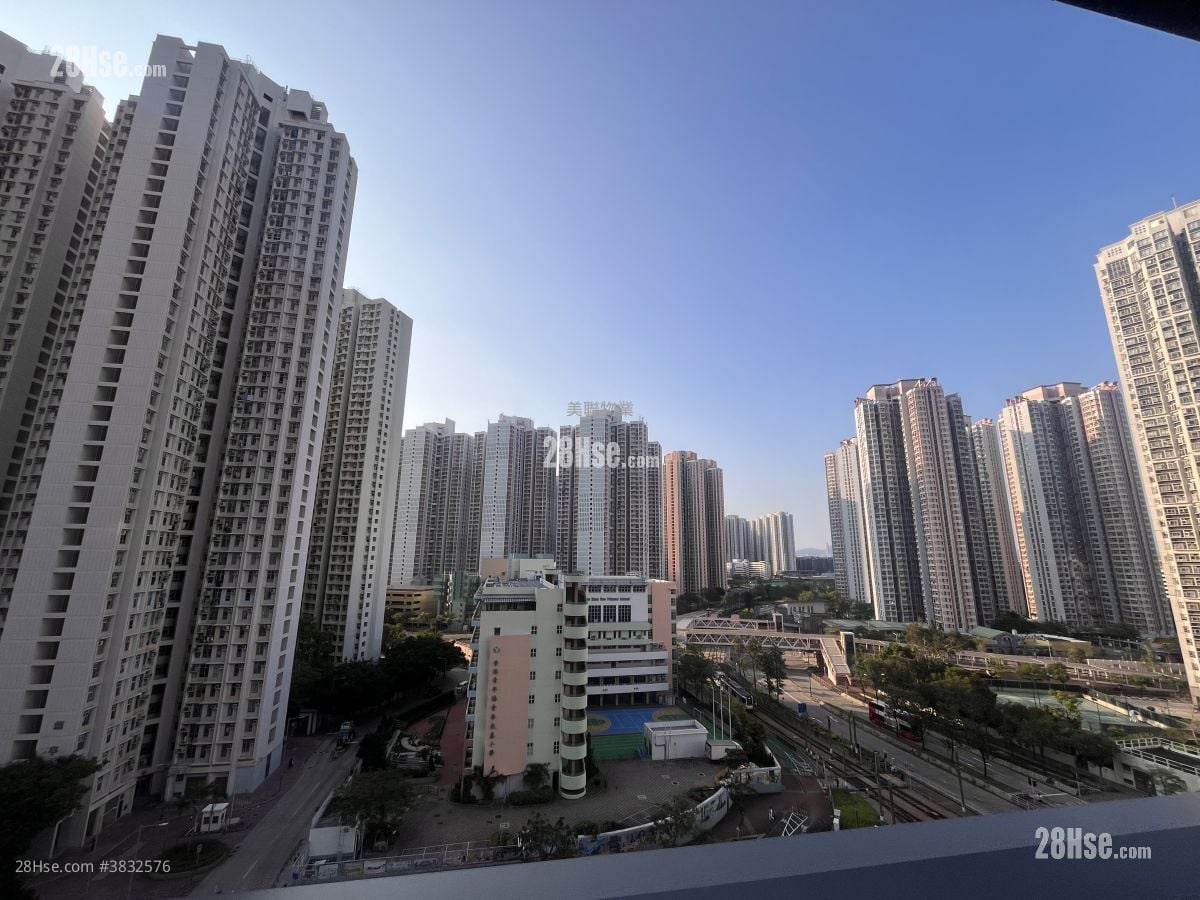 YOHO West 售盤 2 房 360 平方呎