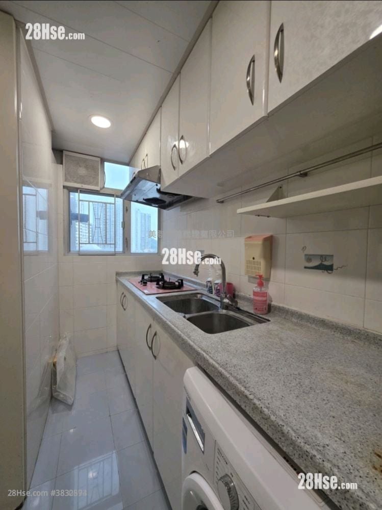 Ching Nga Court Rental 2 Bedrooms , 1 Bathroom 443 ft²