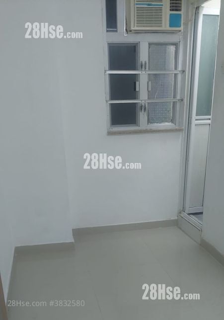23 Reclamation Street Rental 2 Bedrooms , 1 Bathroom 330 ft²