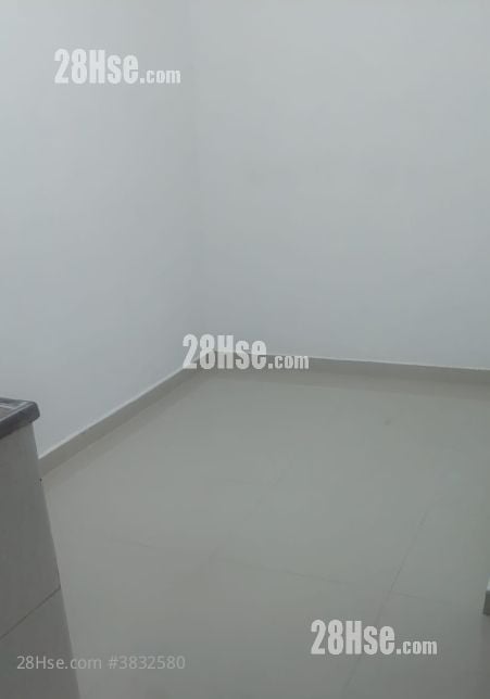 23 Reclamation Street Rental 2 Bedrooms , 1 Bathroom 330 ft²