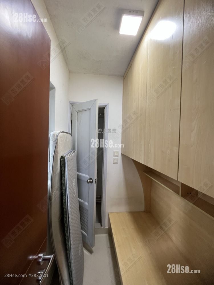 The Long Beach Sell 3 Bedrooms , 3 Bathrooms 842 ft²