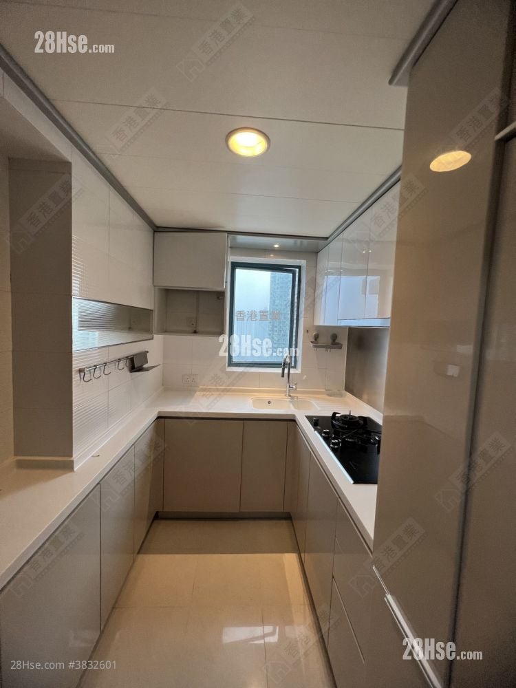 The Long Beach Sell 3 Bedrooms , 3 Bathrooms 842 ft²