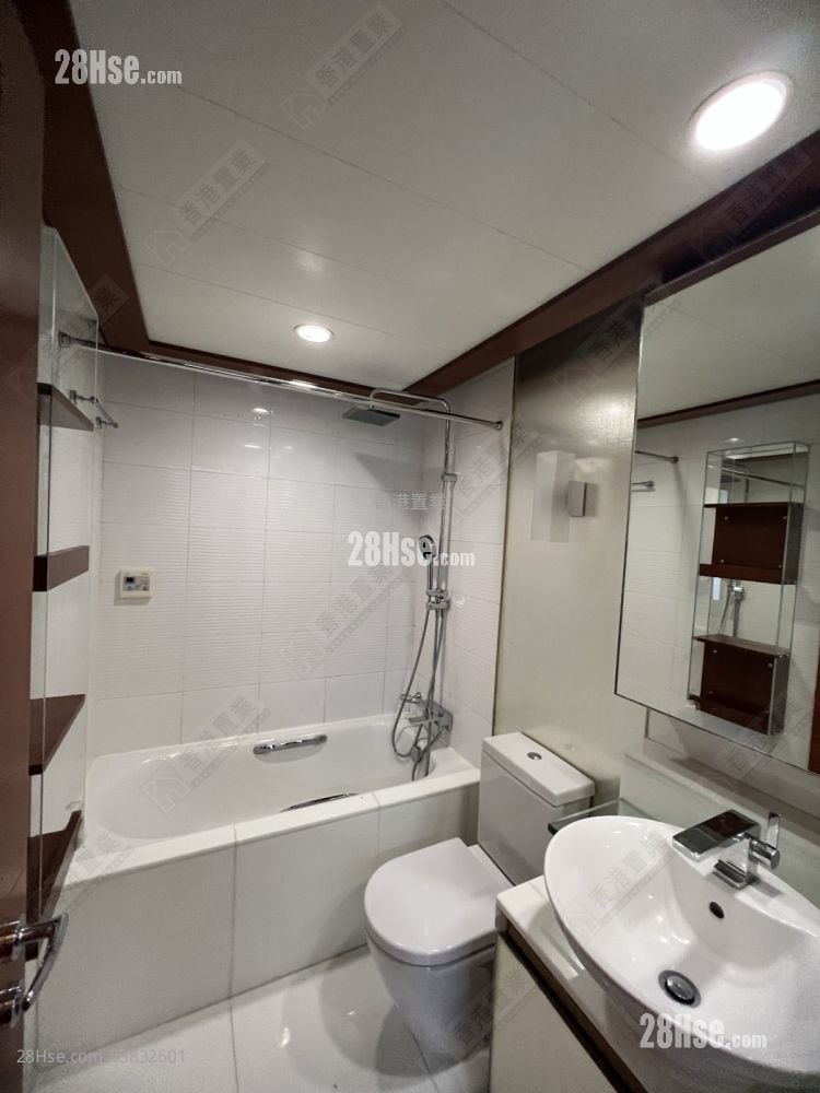 The Long Beach Sell 3 Bedrooms , 3 Bathrooms 842 ft²