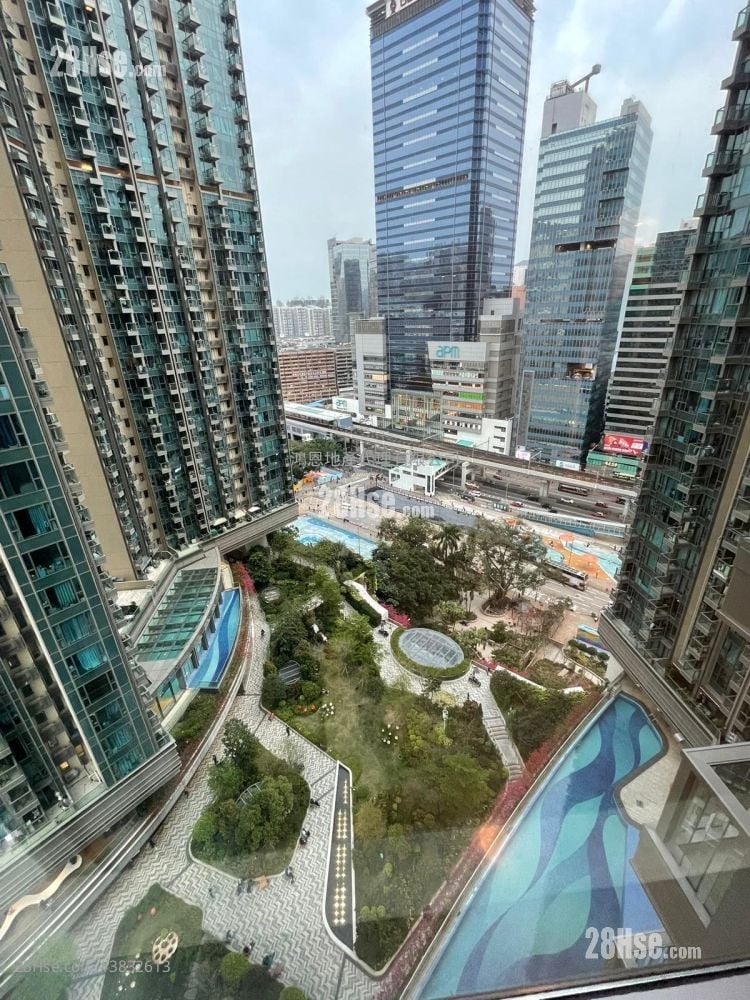 Grand Central Sell 2 Bedrooms , 1 Bathroom 543 ft²