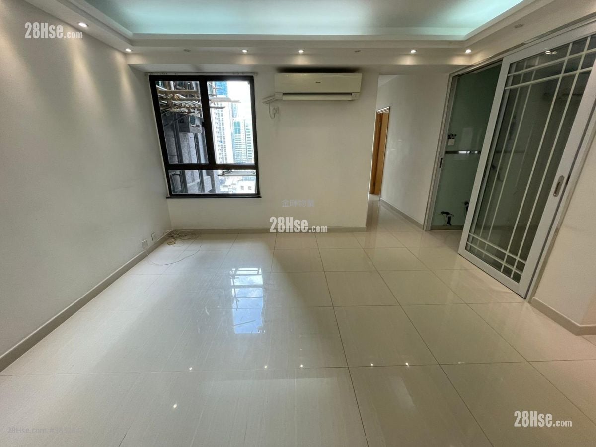 Corona Tower Sell 3 Bedrooms , 2 Bathrooms 670 ft²
