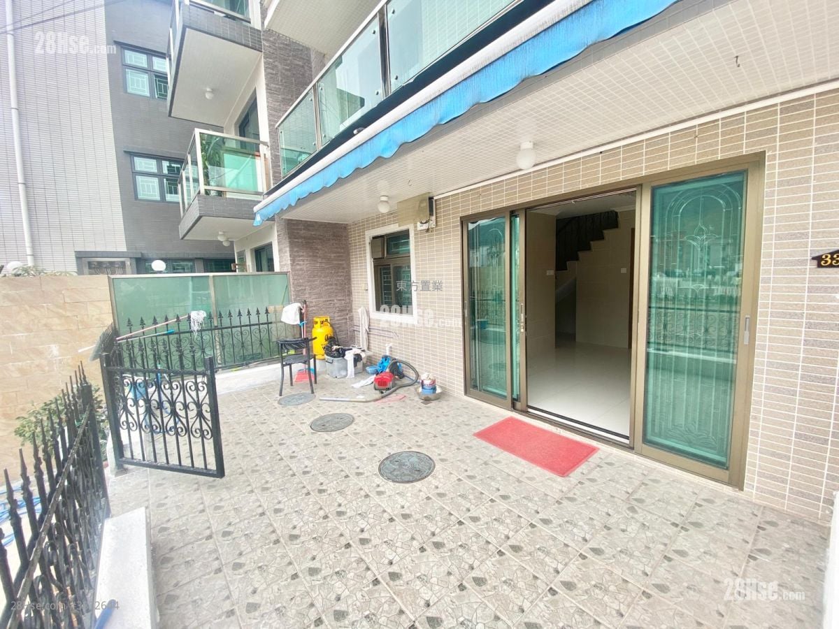 村屋 租盘 3 房 , 3 浴室 990 平方尺