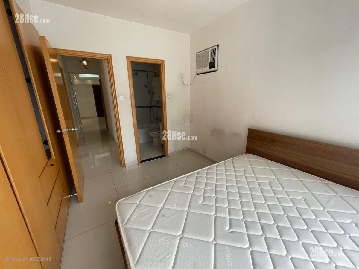 Corona Tower Sell 3 Bedrooms , 2 Bathrooms 670 ft²