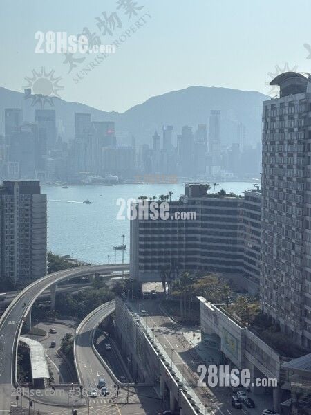 Royal Peninsula Sell 3 Bedrooms 968 ft²