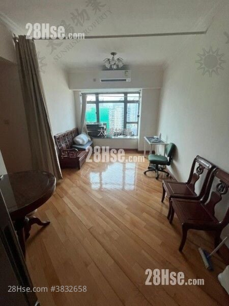 Royal Peninsula Sell 2 Bedrooms 592 ft²