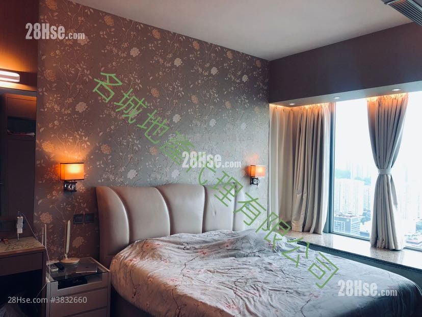 The Riverpark Sell 4 Bedrooms , 3 Bathrooms 1,250 ft²