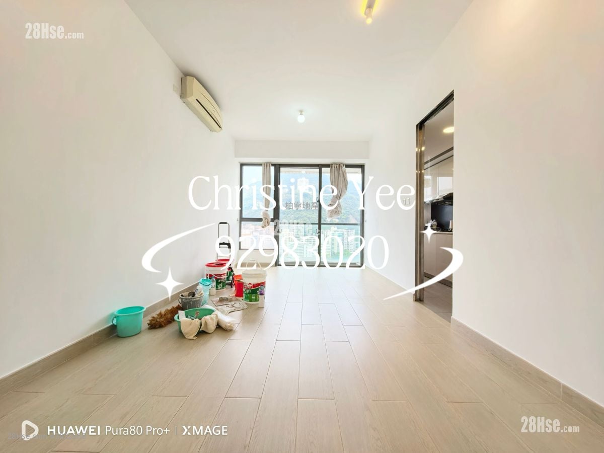 The Oakhill Rental 3 Bedrooms , 2 Bathrooms 875 ft²