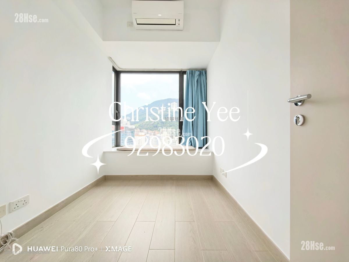 The Oakhill Rental 3 Bedrooms , 2 Bathrooms 875 ft²