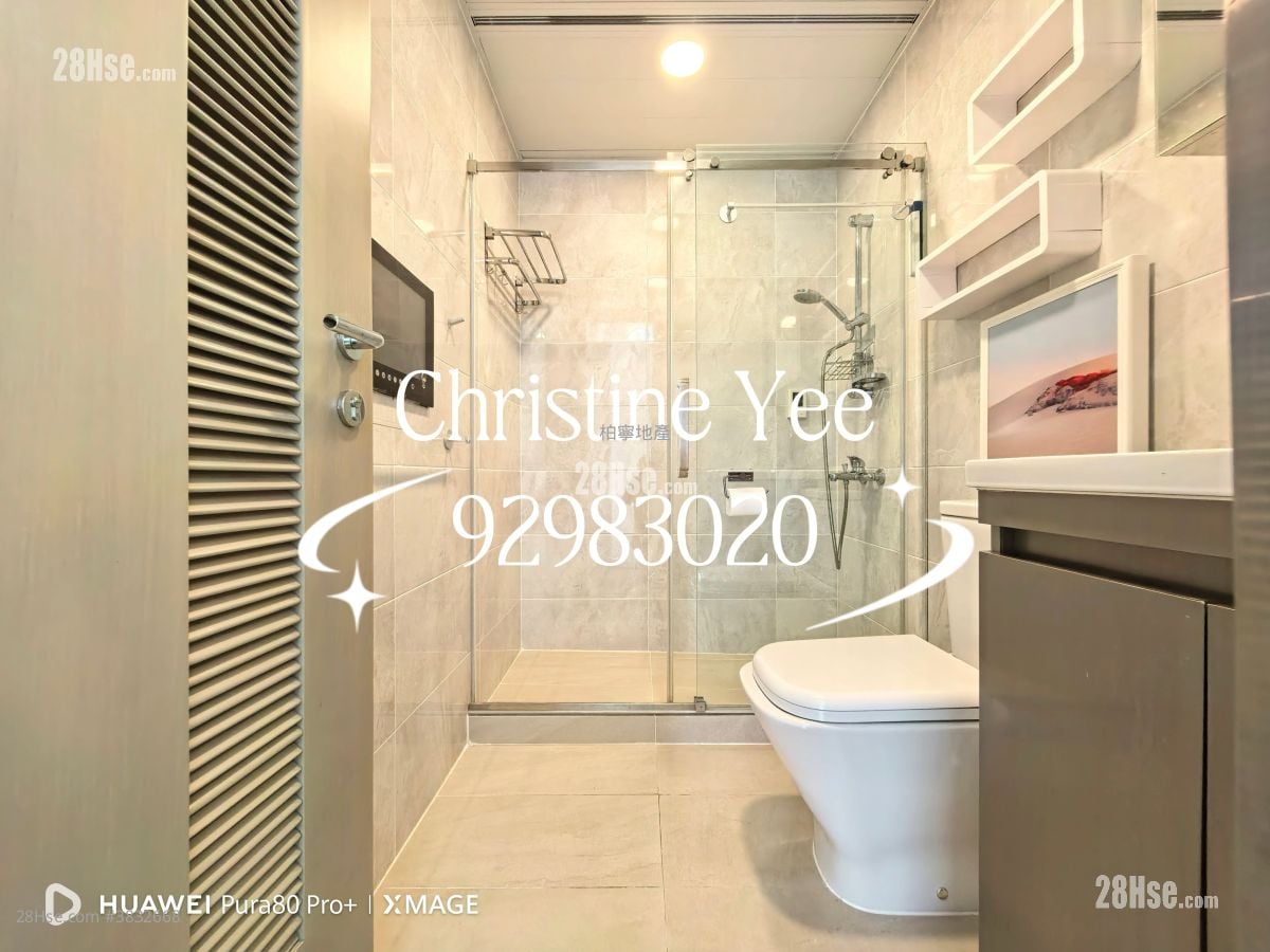 The Oakhill Rental 3 Bedrooms , 2 Bathrooms 875 ft²