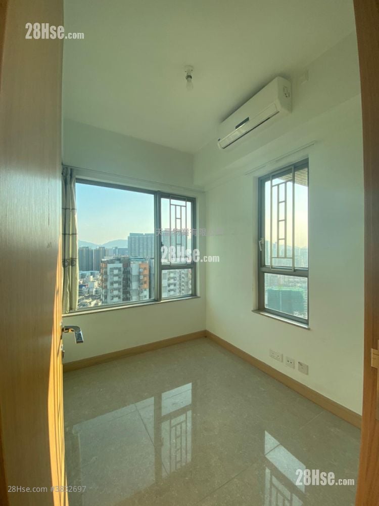 La Lumiere Sell 2 Bedrooms , 1 Bathroom 430 ft²