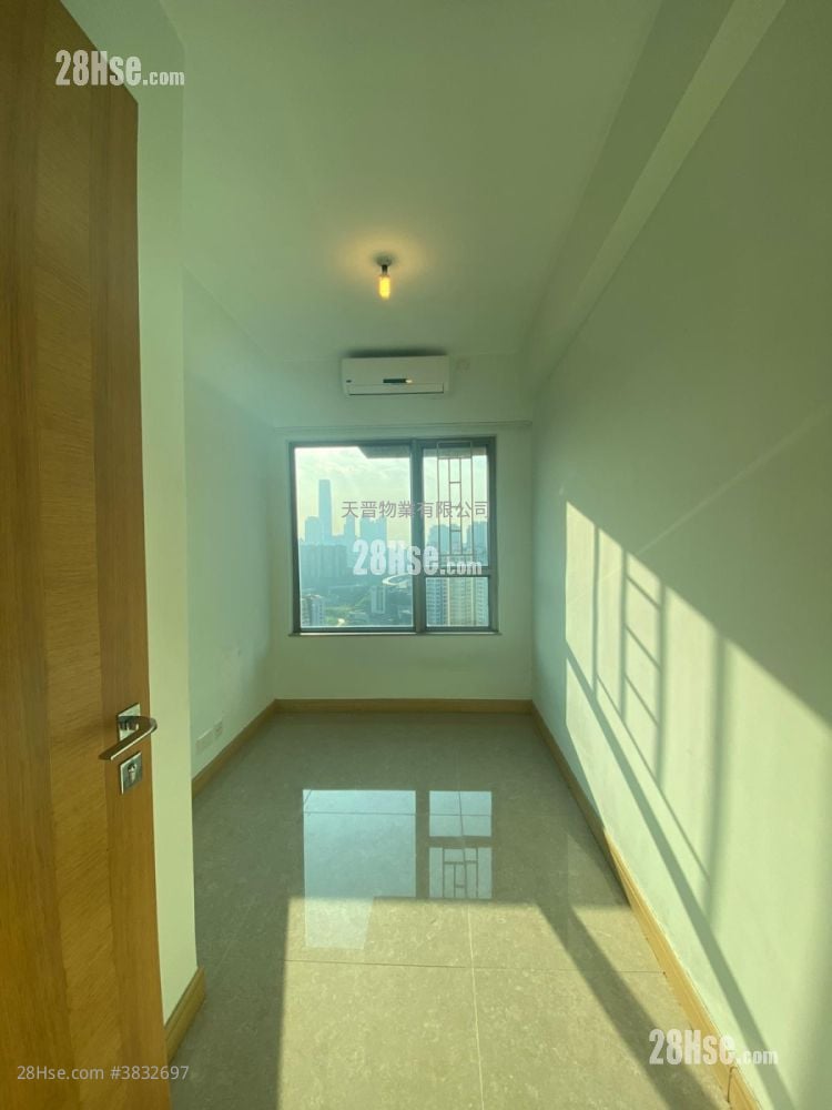 La Lumiere Sell 2 Bedrooms , 1 Bathroom 430 ft²