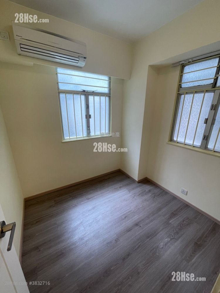 Whampoa Estate Sell 2 Bedrooms , 1 Bathroom 321 ft²