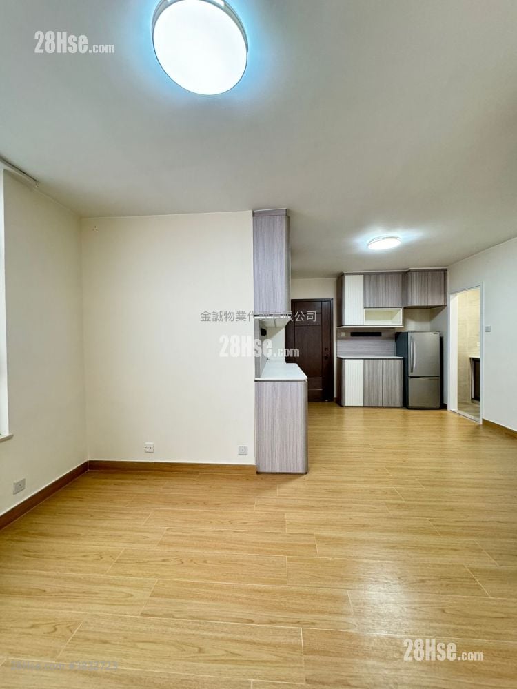 Academic Terrace Sell 2 Bedrooms , 1 Bathroom 531 ft²