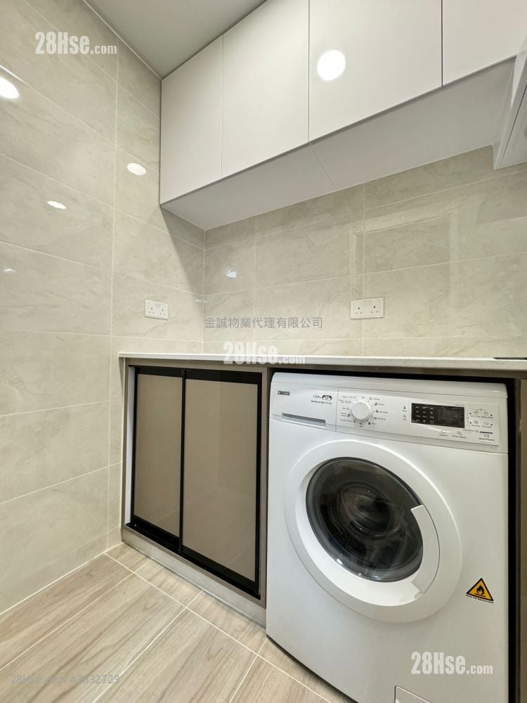 Academic Terrace Sell 2 Bedrooms , 1 Bathroom 531 ft²