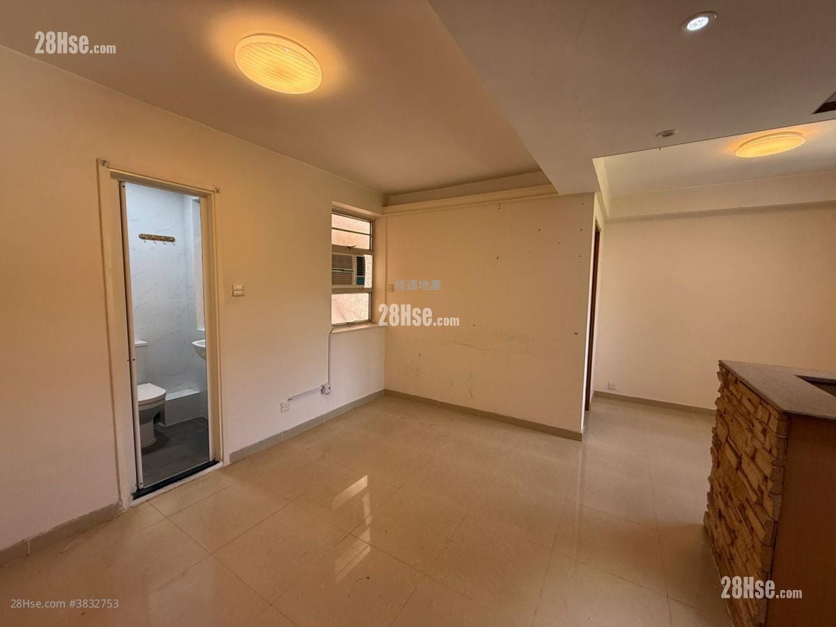 Tsuen Wan Centre Sell 1 Bedroom , 1 Bathroom 329 ft²