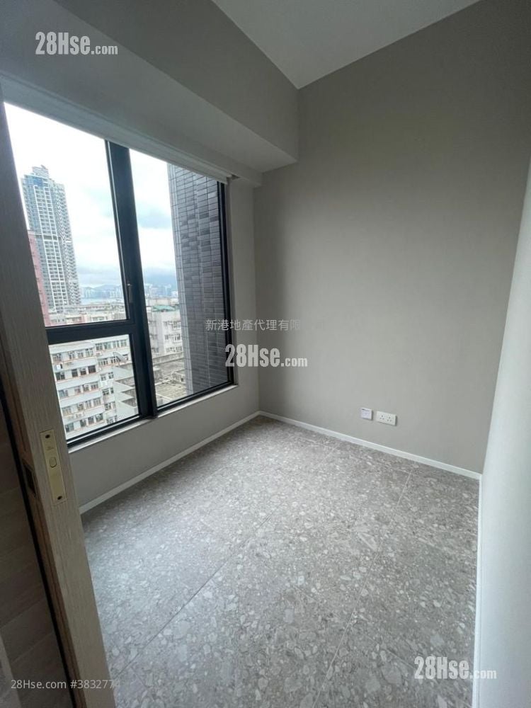 Artisan Garden Sell 2 Bedrooms , 1 Bathroom 386 ft²
