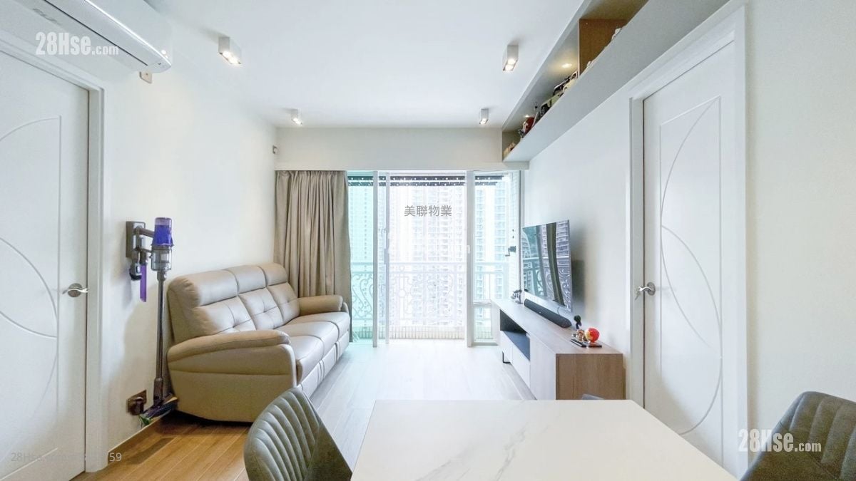 Metro Town Sell 2 Bedrooms 488 ft²