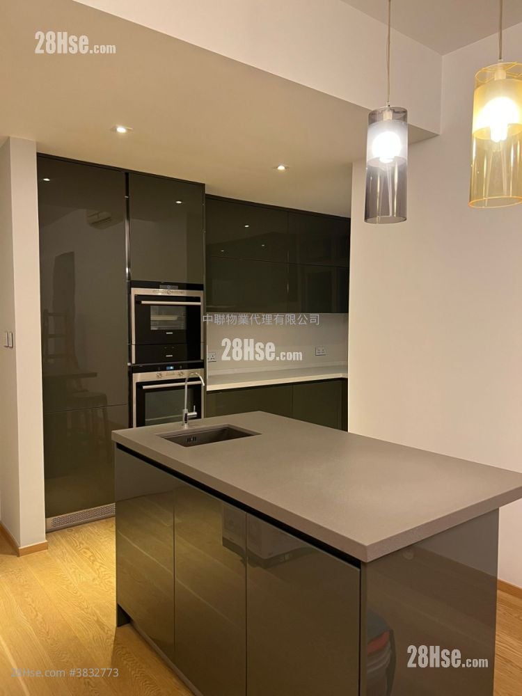 The Grandville Sell 3 Bedrooms , 2 Bathrooms 905 ft²