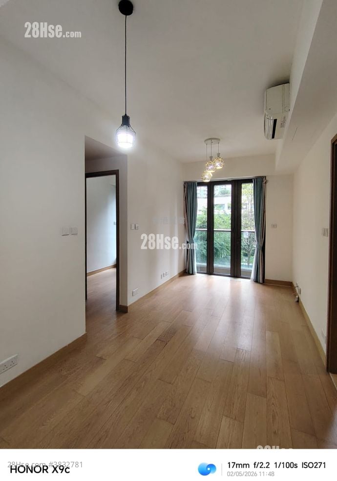 One Homantin Sell 2 Bedrooms 483 ft²