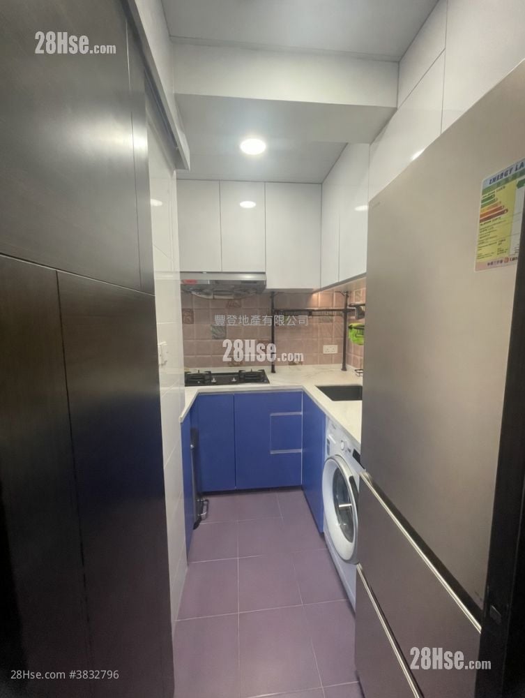 Connaught Garden Rental 2 Bedrooms , 1 Bathroom 334 ft²