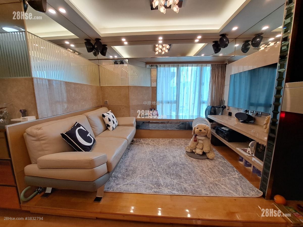 Island Harbourview Sell 2 Bedrooms , 1 Bathroom 464 ft²
