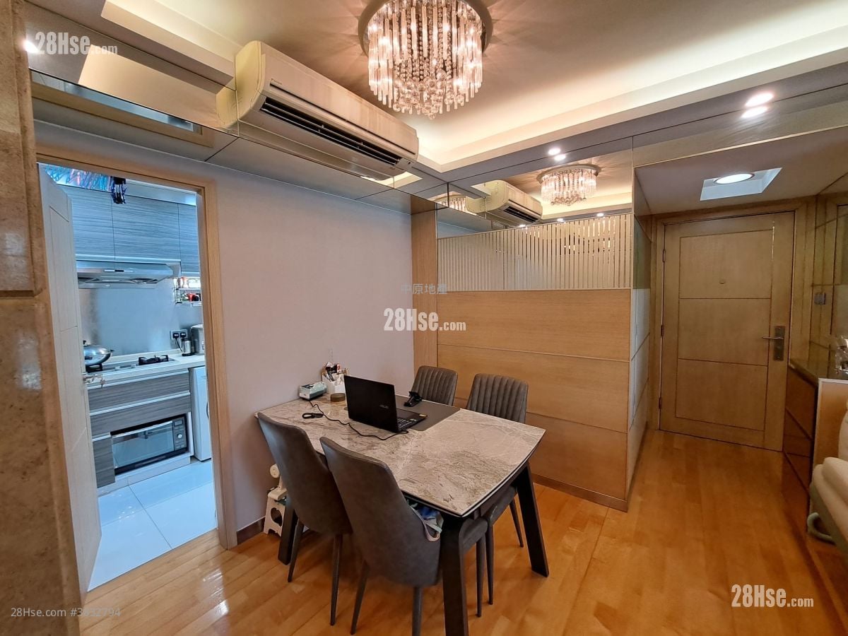 Island Harbourview Sell 2 Bedrooms , 1 Bathroom 464 ft²