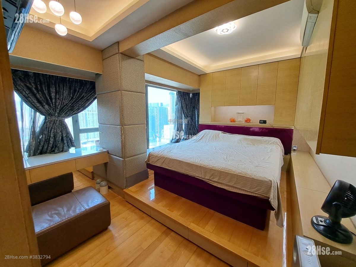 Island Harbourview Sell 2 Bedrooms , 1 Bathroom 464 ft²