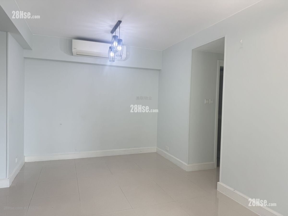 Central Park Towers Sell 3 Bedrooms 698 ft²