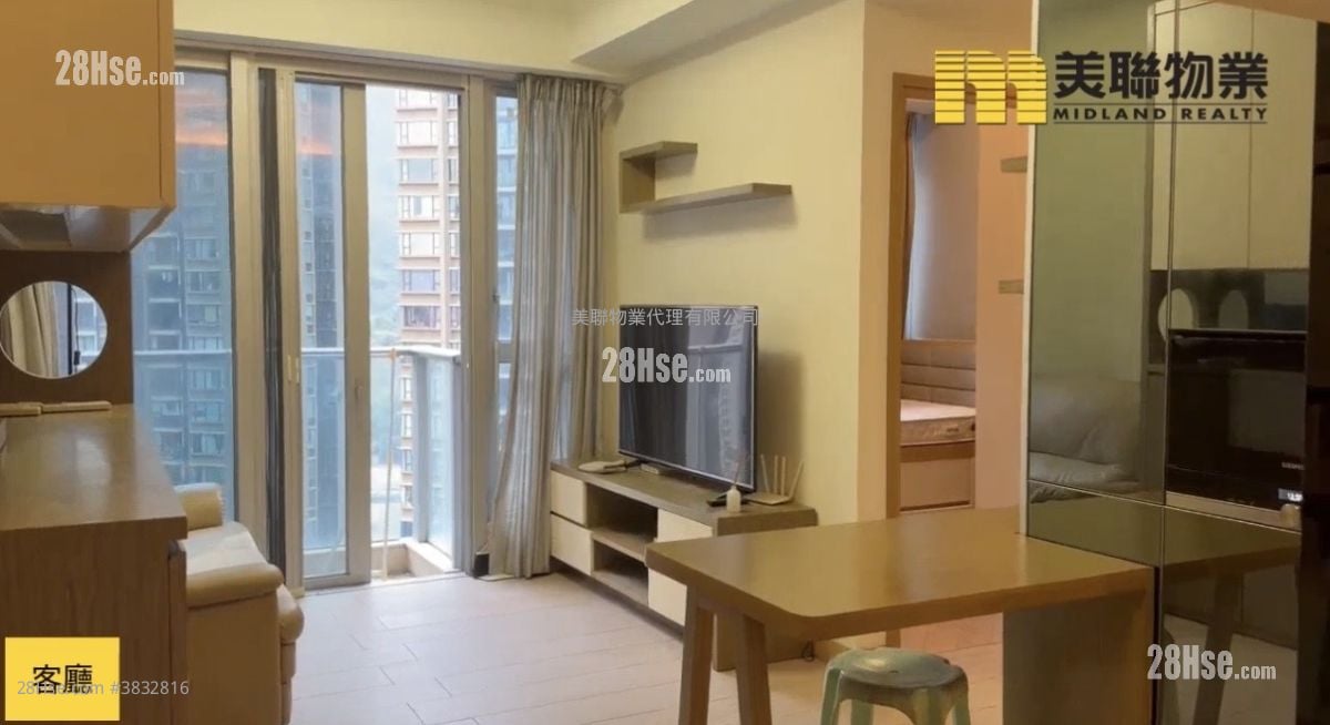 Century Link Sell 2 Bedrooms , 1 Bathroom 461 ft²